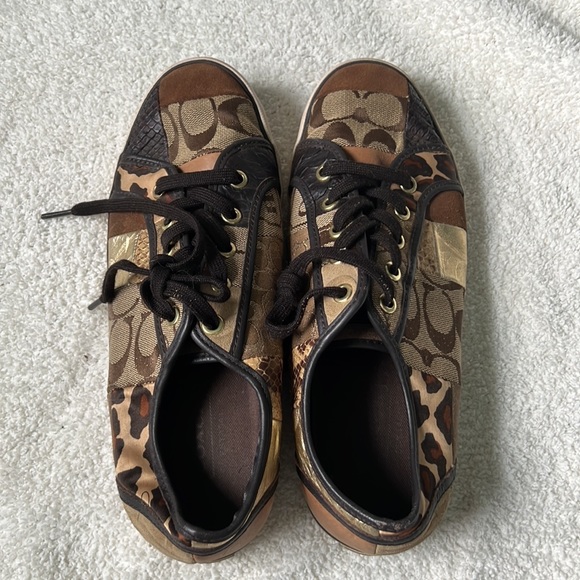 Authentic Vintage Coach Sneakers - Picture 9 of 16